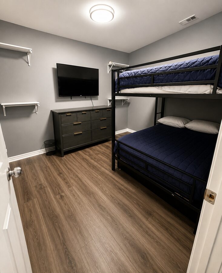 Aspen House bedroom 6